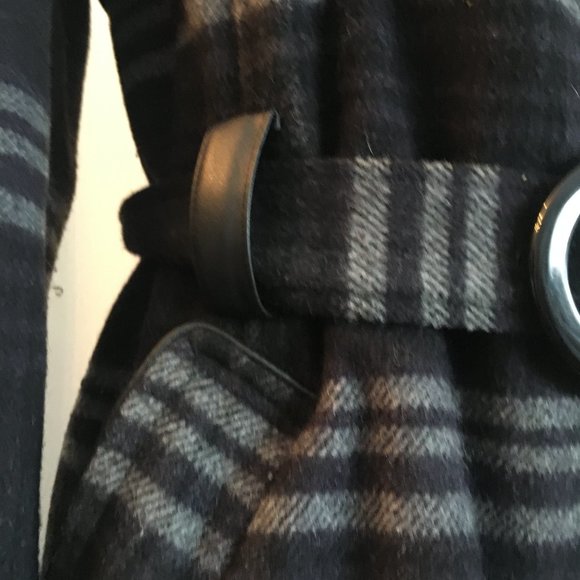 NWOT Beautiful Plaid soft Wool blend Coat - Picture 6 of 7